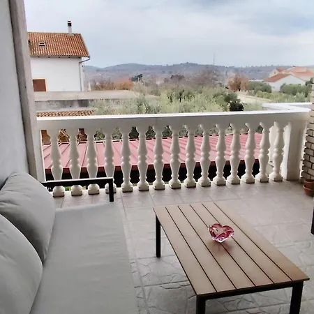 Tonci 1 Daire Zaton (Sibenik-Knin)